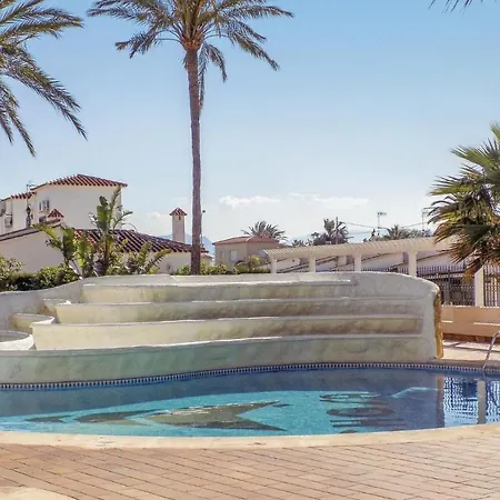 Stunning In With 0 Bedrooms Apartment *