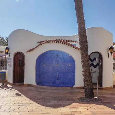 Stunning In With 0 Bedrooms *