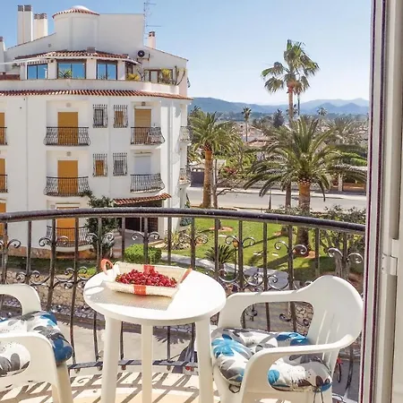 Apartment Stunning In With 0 Bedrooms *