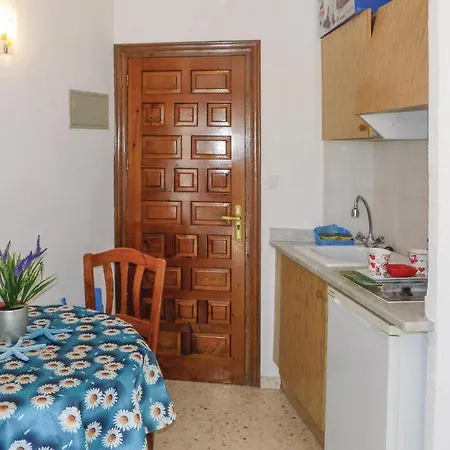 Stunning In With 0 Bedrooms *